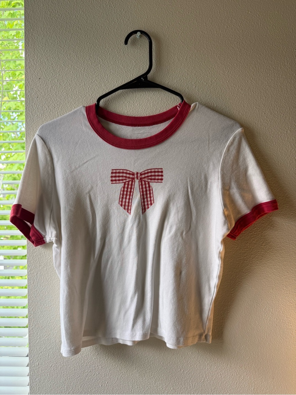Full Tilt (Tilly’s) Red Bow Cropped T Shirt